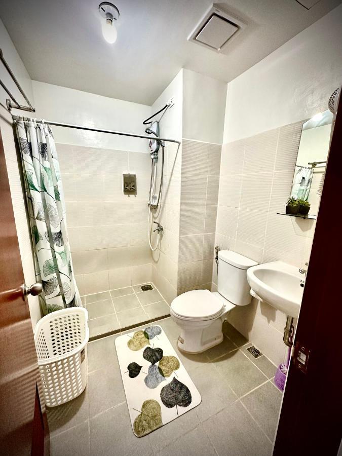 Lovely Studio Condominiums At Mesavirre Garden Residences Bacolod Esterno foto