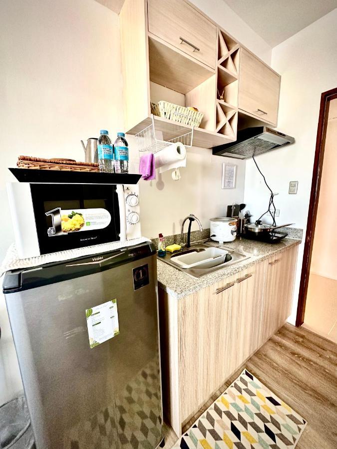 Lovely Studio Condominiums At Mesavirre Garden Residences Bacolod Esterno foto