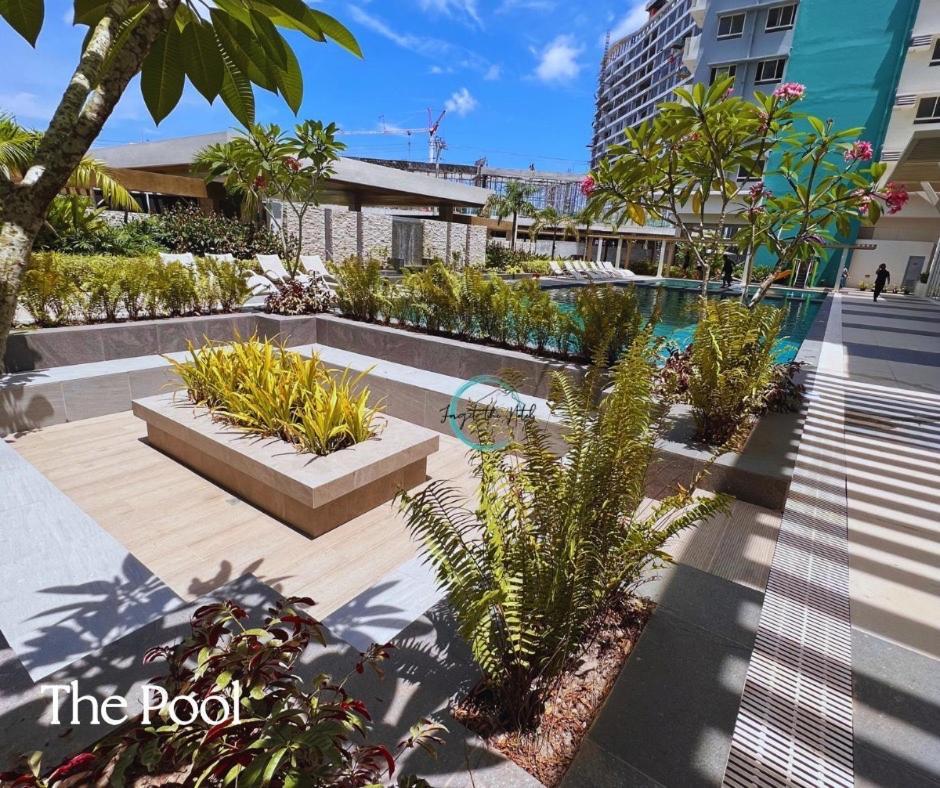 Lovely Studio Condominiums At Mesavirre Garden Residences Bacolod Esterno foto
