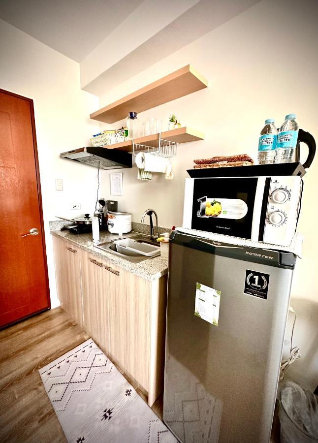 Lovely Studio Condominiums At Mesavirre Garden Residences Bacolod Esterno foto